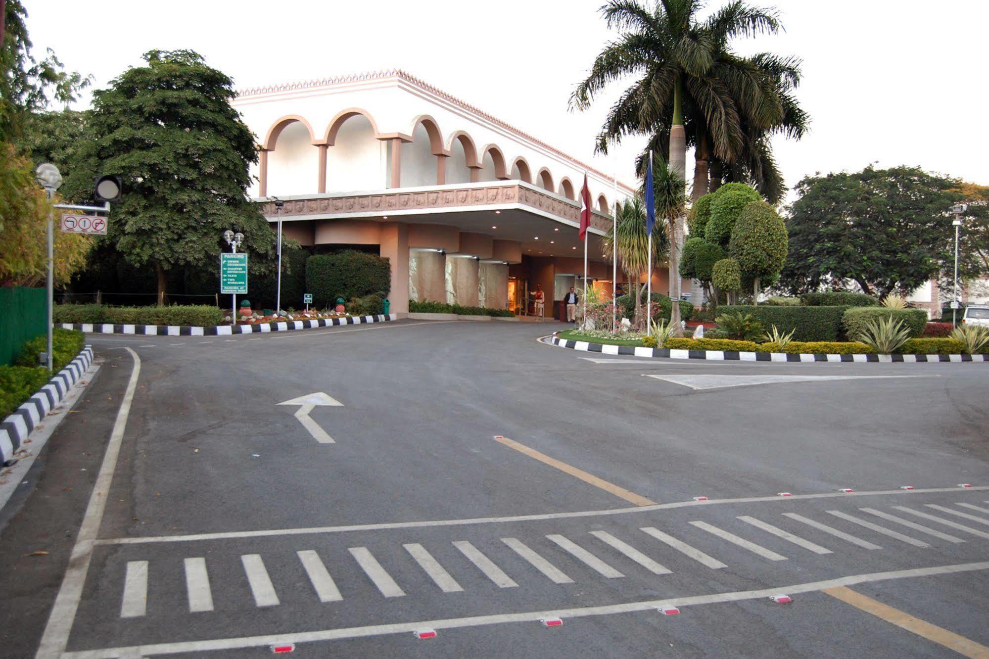 Welcomhotel By Itc Hotels, Rama International, Aurangabad Kültér fotó